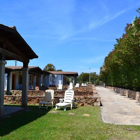 Residence S'Oggiastrone 塔瑙内拉 外观 照片