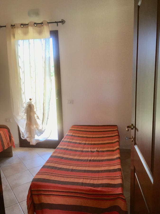 Residence S'Oggiastrone 塔瑙内拉 外观 照片